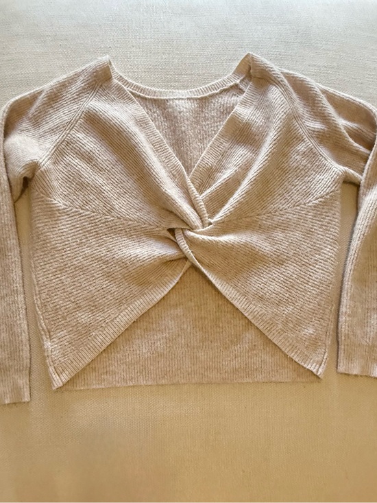 Gentle Fawn Sweaters - Gentle Fawn Twist-back Sweater in Beige Oatmeal Pink